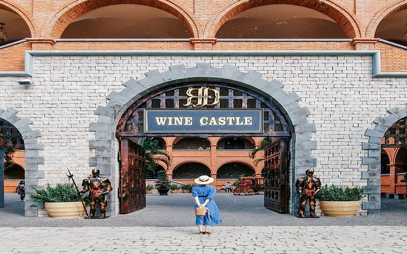 Lâu đài rượu vang Phan Thiết sở hữu vẻ đẹp cổ kính và đậm chất quý tộc