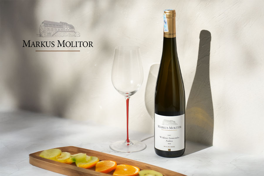 Markus Molitor Wehlener Sonnenuhr Auslese với hương vị ngọt ngào, thơm ngon